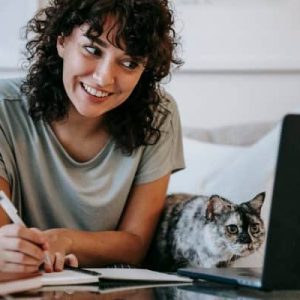 Online Course Certified Feature Writer
