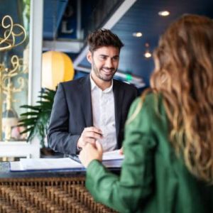 Online Course Certified Luxury Hotel Operations Expert